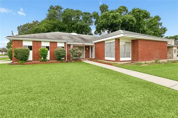 2000 Madison Street, Metairie, LA 70001