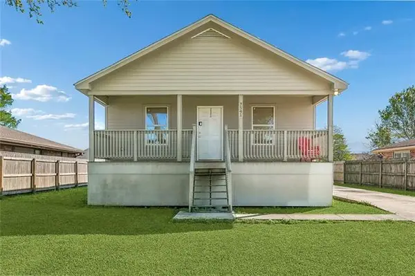 7541 Crestmont Road, New Orleans, LA 70126