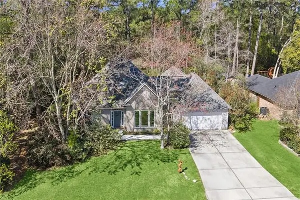 300 Westwood Drive, Mandeville, LA 70471