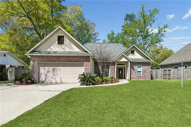 221 Chestnut Street, Mandeville, LA 70471 - #1