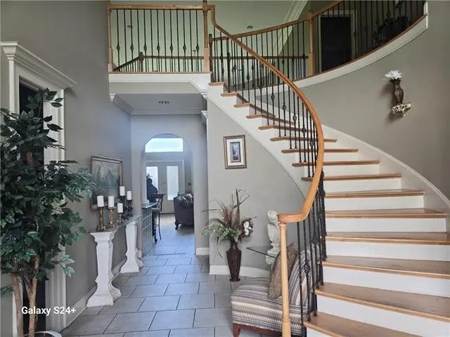 160 Oakmont Drive, New Orleans, LA 70128 - #2