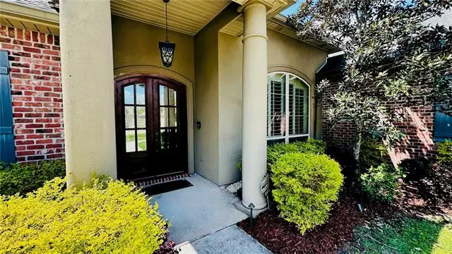 905 Nelson Street, Mandeville, LA 70448 - #3