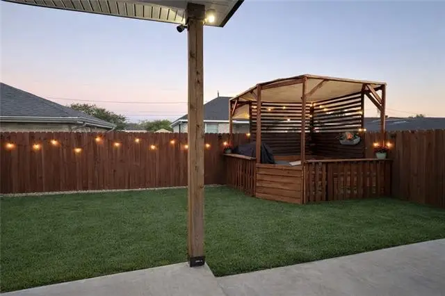 2408 Lloyds Avenue, Chalmette, LA 70043 - #3