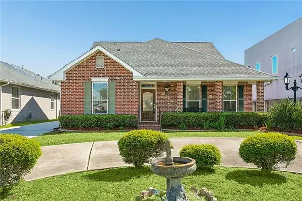 8108 Harris Avenue, Harahan, LA 70123