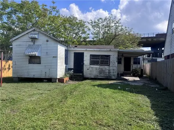 5886 Old Gentilly Road, New Orleans, LA 70126