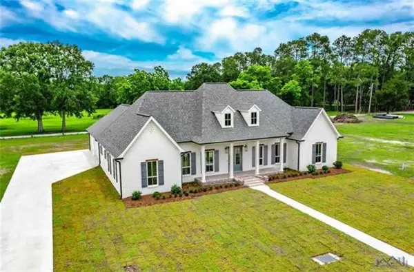 168 Rue Christe Street, Thibodaux, LA 70301