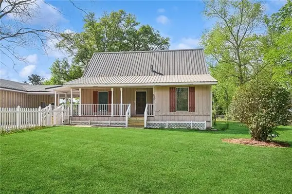 18072 Latino Lane, Ponchatoula, LA 70454