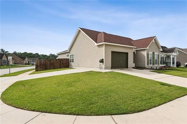 2621 Cedar Creek Street, Marrero, LA 70072 - #2