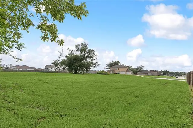 19 E Kori Lane, Westwego, LA 70094 - #3