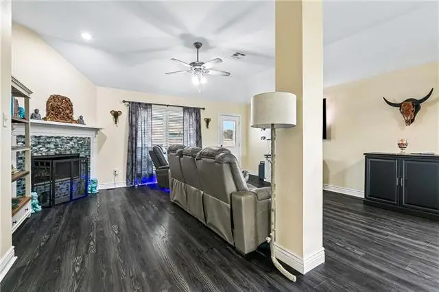 62 Ridgewood Drive, Laplace, LA 70068 - #3