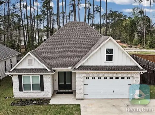 2316 Cours Carson Street, Mandeville, LA 70448