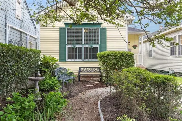 7452 Hurst Street, New Orleans, LA 70118 - #2