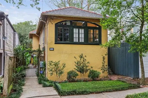 720 Calhoun Street, New Orleans, LA 70118