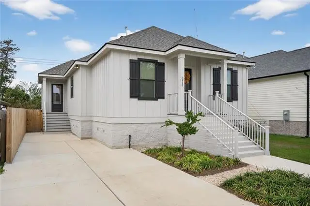 3916 Norwood Drive, Chalmette, LA 70043 - #2