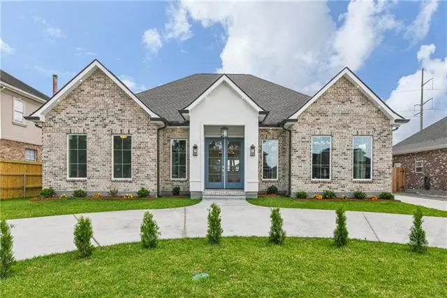 1105 Lake Frances Drive, Gretna, LA 70056 - #1