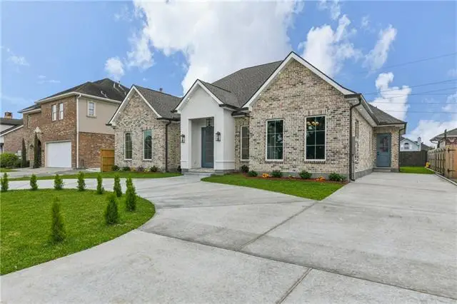 1105 Lake Frances Drive, Gretna, LA 70056 - #2