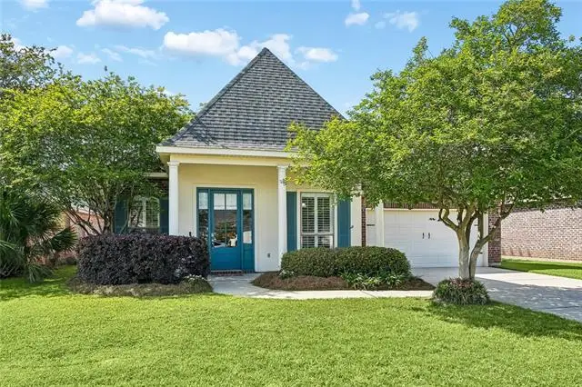 2424 Cours Carson Street, Mandeville, LA 70448 - #2