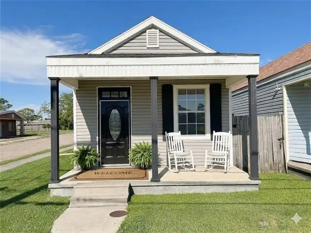 2101 Huey P. Long Avenue, Gretna, LA 70053 - #1
