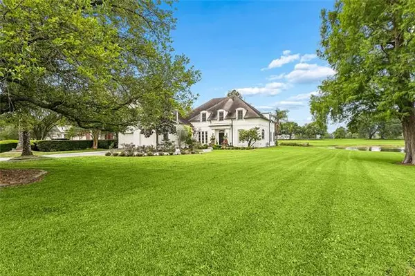 15 Muirfield Place, New Orleans, LA 70131