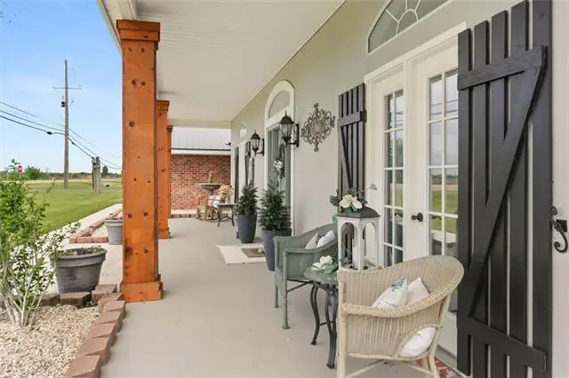 102 South Bayou Estates Drive, Des Allemands, LA 70030 - #2