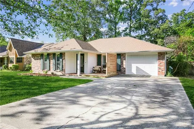 213 Elmwood Street, Mandeville, LA 70448 - #2