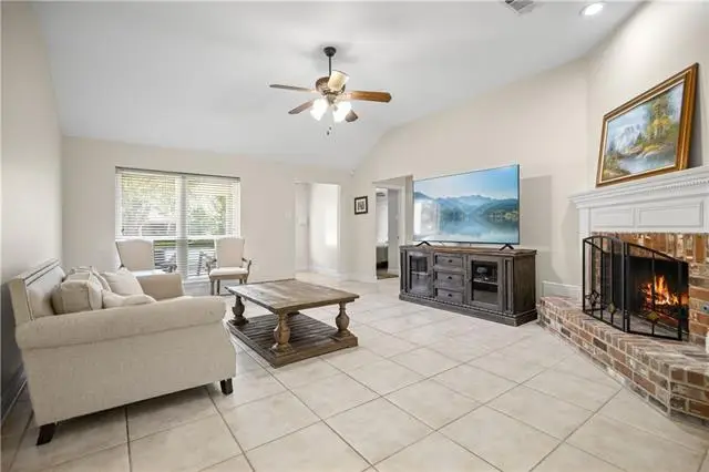 213 Elmwood Street, Mandeville, LA 70448 - #3