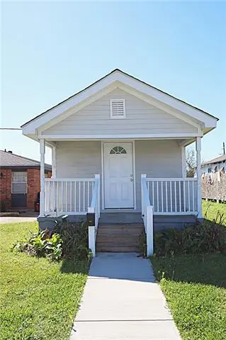 806 Estalote Avenue, Harvey, LA 70058
