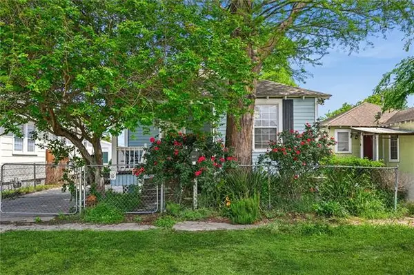 527 Grefer Avenue, Harvey, LA 70058