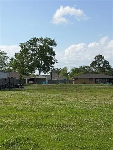 144 St. Charles Place Street, Hahnville, LA 70057 - #3