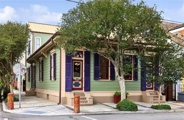 2001 Dauphine Street, New Orleans, LA 70116