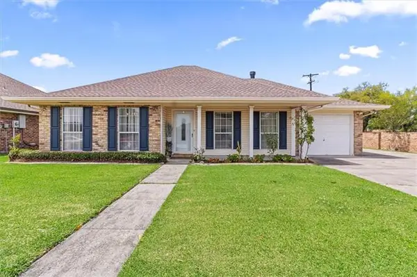 2 Cobblestone, W, Houma, LA 70360
