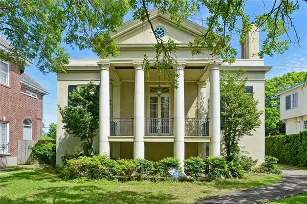 45 Versailles Boulevard, New Orleans, LA 70125