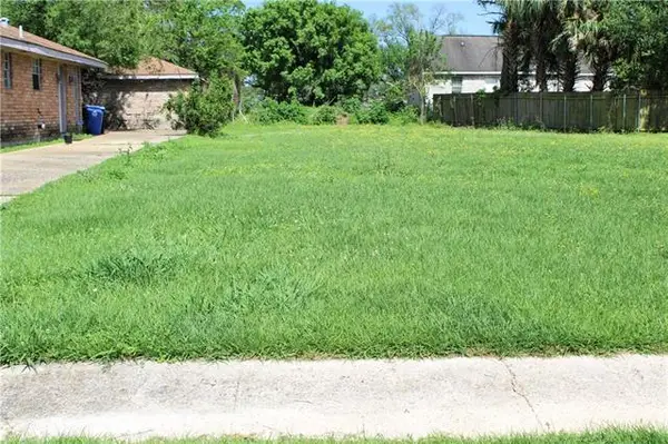 6619 Foch Road, New Orleans, LA 70126