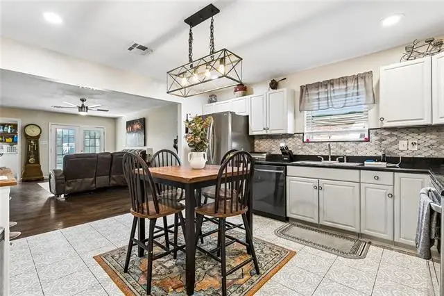 2404 Gallant Drive, Chalmette, LA 70043 - #3