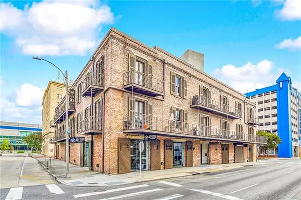 900 S Peters Street #3, New Orleans, LA 70130