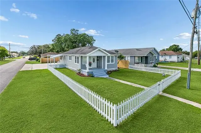 901 Avenue E, Westwego, LA 70094 - #2
