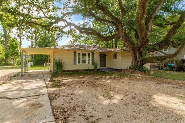 801 S Cypress Street, Hammond, LA 70403