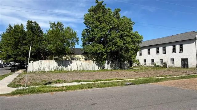 3022 Danneel Street, New Orleans, LA 70115 - #2