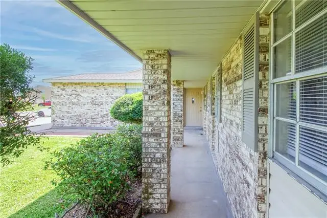 1817 Madewood Road, Laplace, LA 70068 - #3