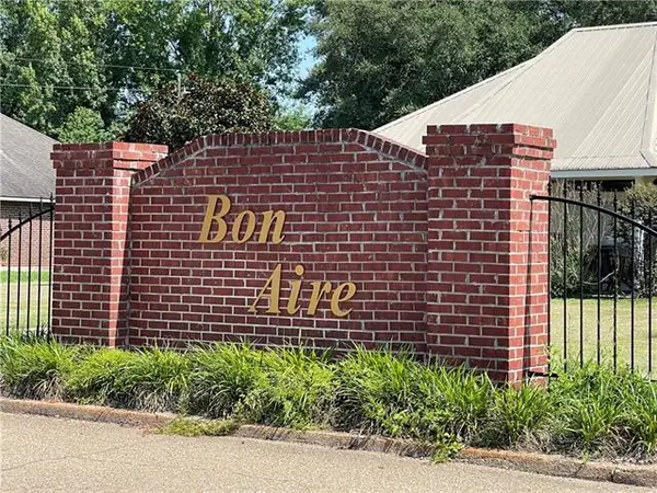 Cuthell Drive, Ponchatoula, LA 70454
