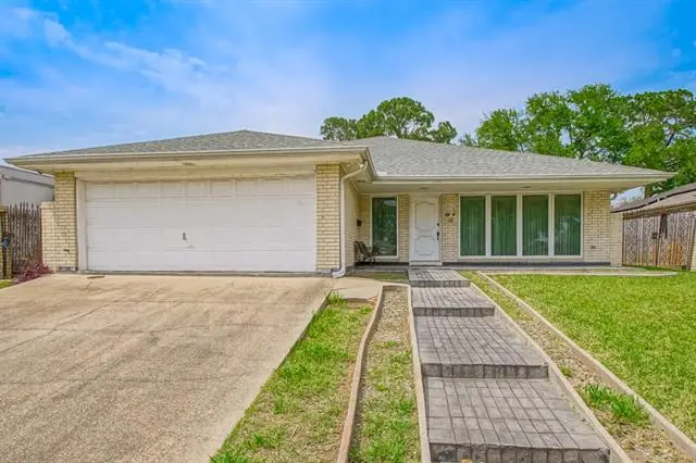 2219 Leon C Simon Drive, New Orleans, LA 70122 - #1