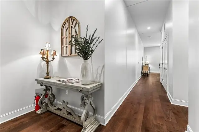 731 St Charles Avenue #409, New Orleans, LA 70130 - #3