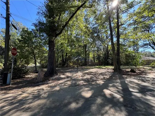 1214 N Spell Street, Covington, LA 70433 - #3