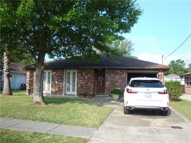 954 Oak Avenue, Harahan, LA 70123 - #2