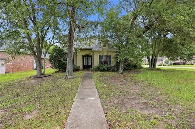 807 Sand Fox Run Street, Madisonville, LA 70447 - #1