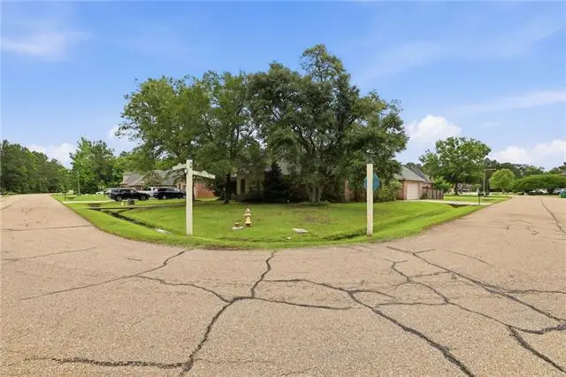 807 Sand Fox Run Street, Madisonville, LA 70447 - #3