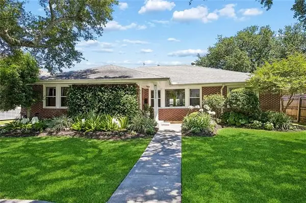 1325 Rapides Drive, New Orleans, LA 70122