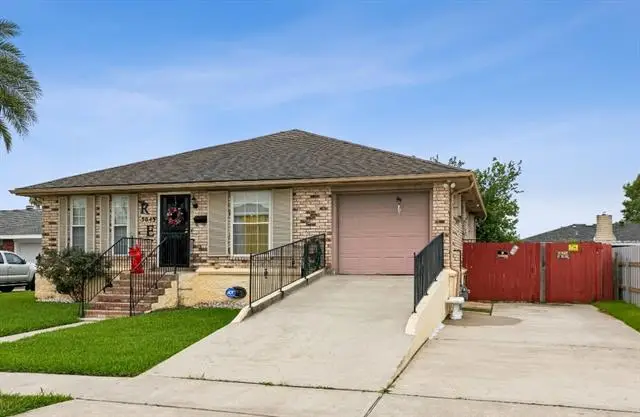 5043 Charmes Court, New Orleans, LA 70129 - #2