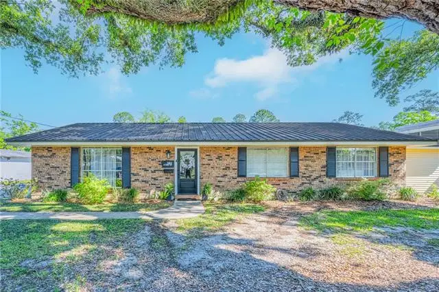380 E Ash Street, Ponchatoula, LA 70454 - #1