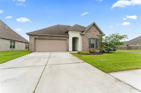 40121 Maddie Drive, Prairieville, LA 70769